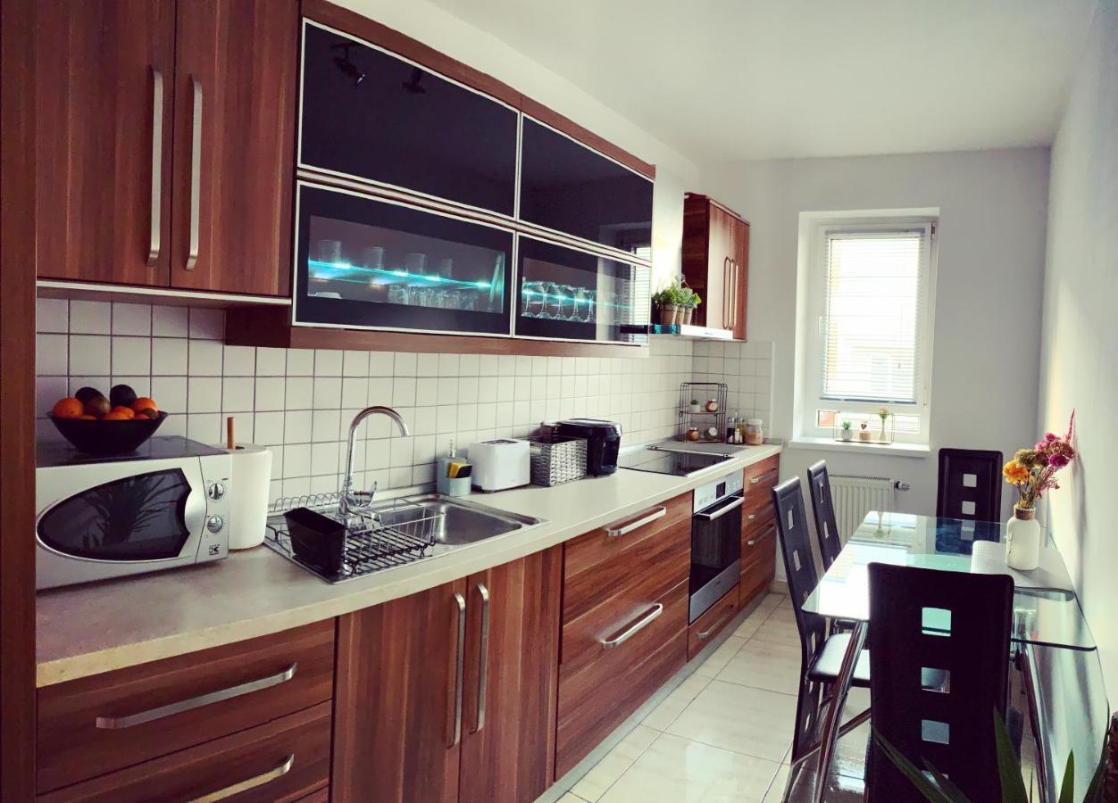 Modern Studio2 Apartman Brassó Kültér fotó