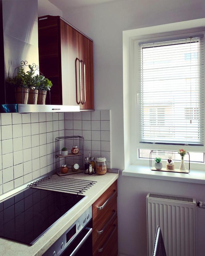 Modern Studio2 Apartman Brassó Kültér fotó
